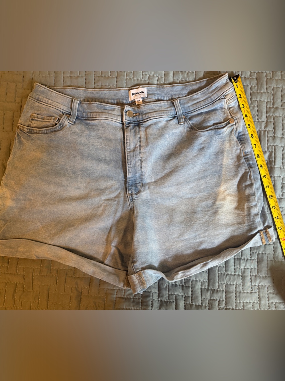 Sonoma Light Wash Denim Roll-Hem Women's Shorts